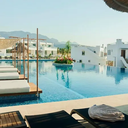 Mykonos Homes - Pool & - Garden Terrace 3 By Azur Prime דירה